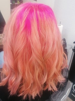 DiaRichesse (L’Oréal Professionnel) in den Längen, Ansatz Elumen (Goldwell)